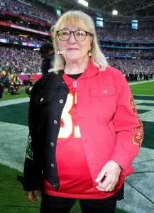 Travis Kelce Bio, Height, Net Worth, Relationships, & More
