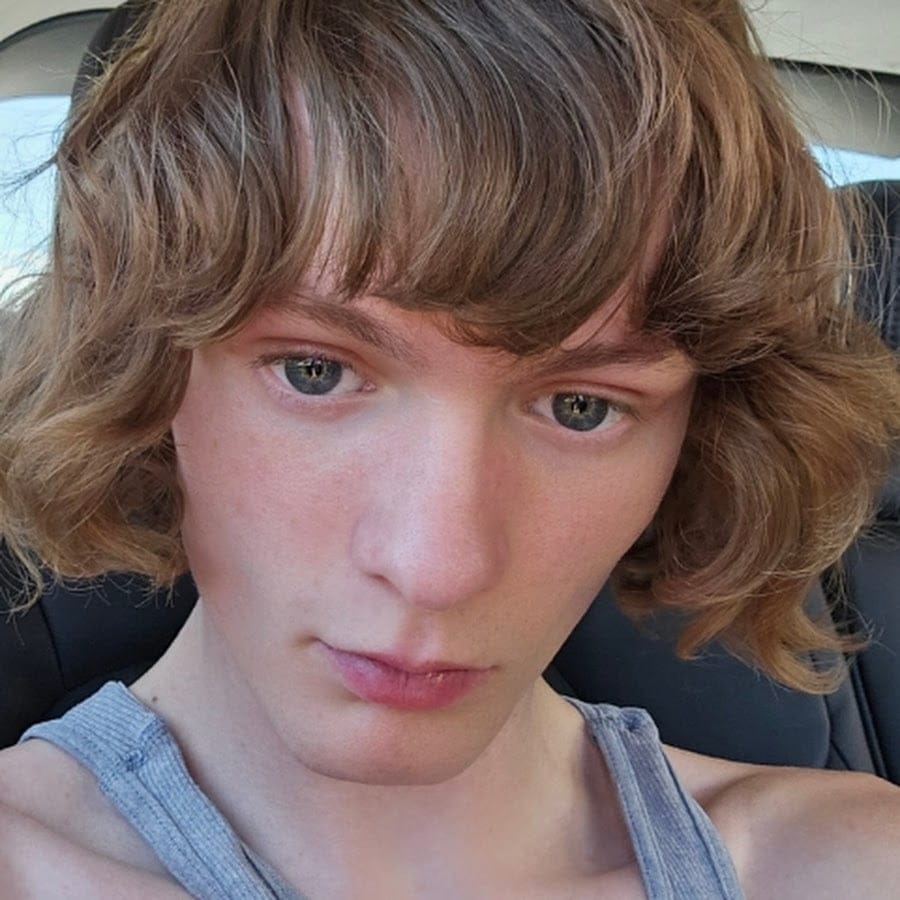 Spikey Dee Biography, Age, Height, Figure, Wiki, and Net Worth