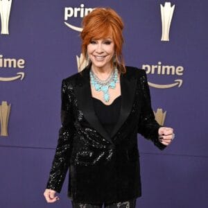 Reba Mcentire biography, height, age, and measurements