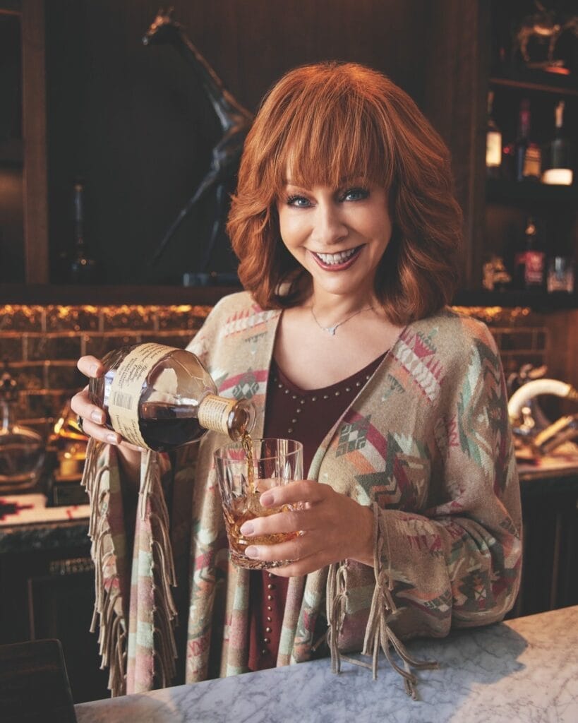 Reba Mcentire biography, height, age, and measurements