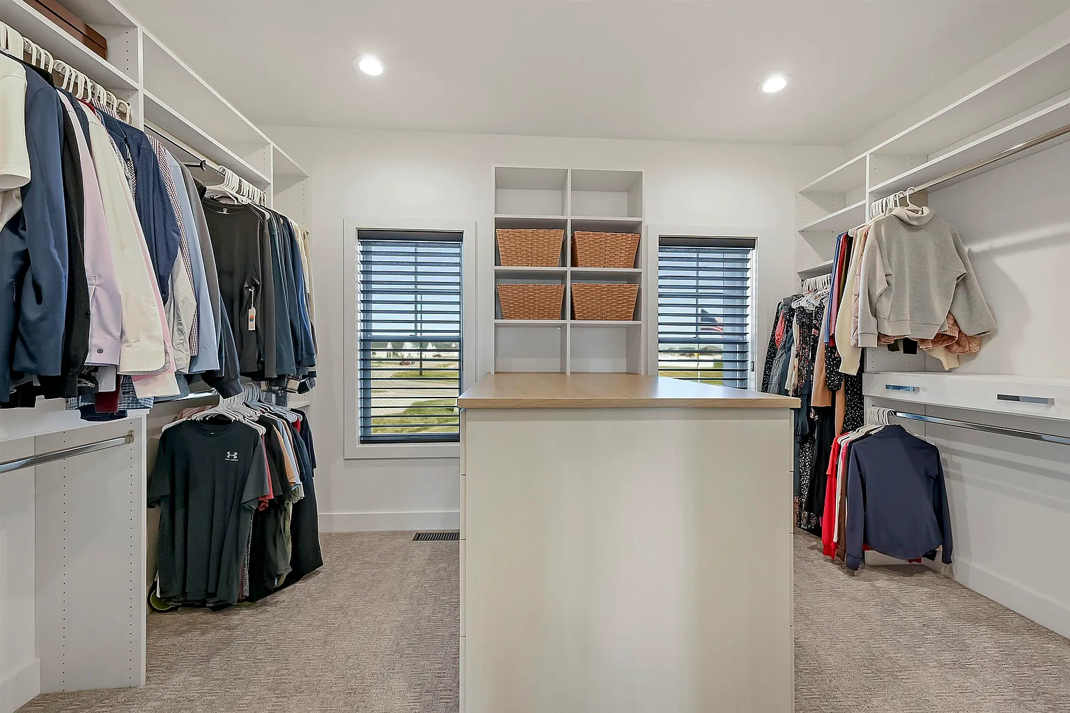 Luxury Home for Sale: 1965 Wizard Way, De Pere, WI 54115