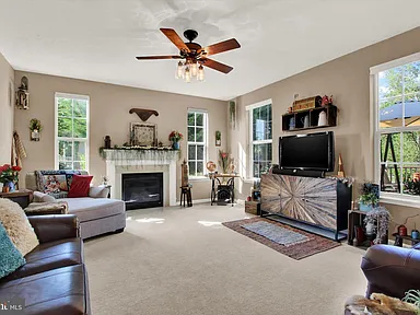 Stunning Family Home in Hanover: 340 Barley Circle