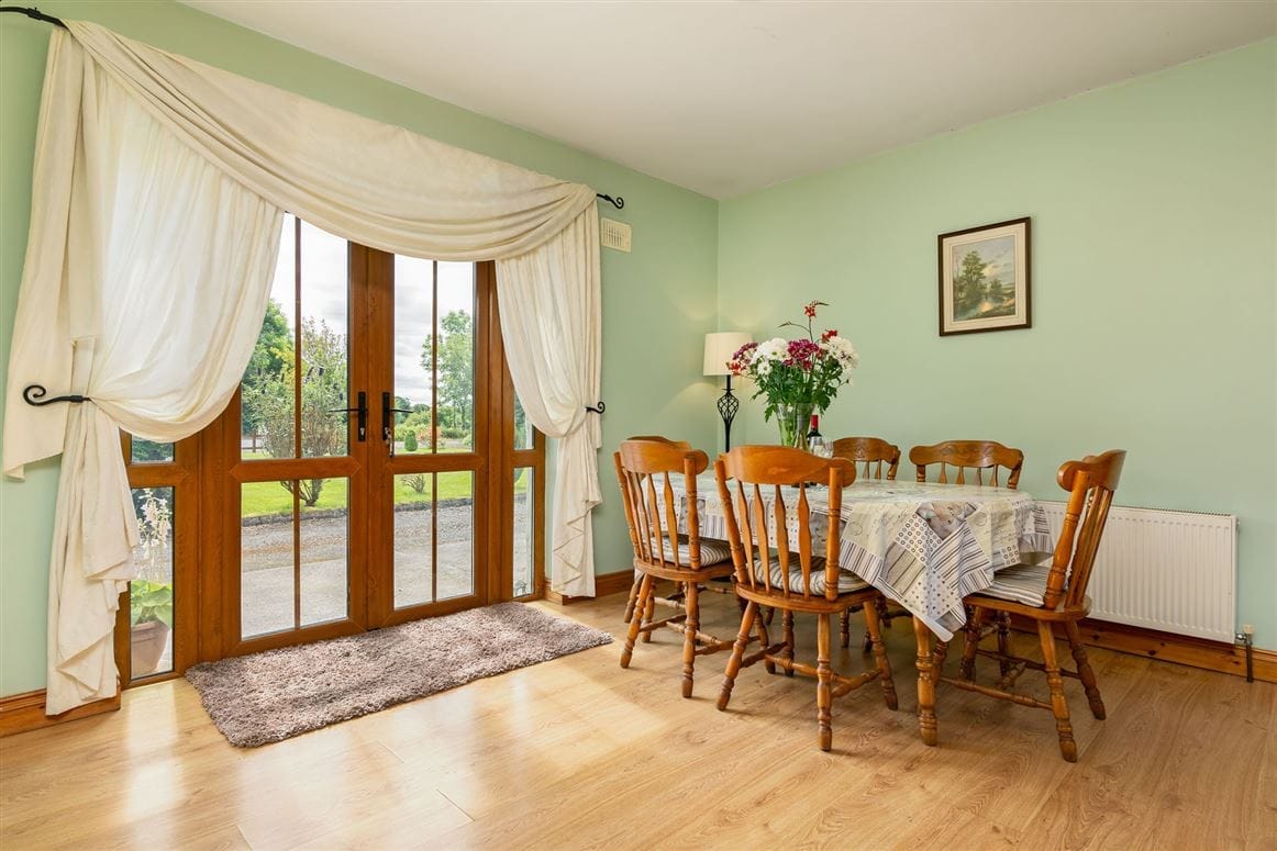 Ashford House - Spacious 6-Bed Family Home in Curry, Co. Sligo €395,000 Irishpublic.com