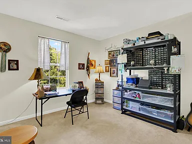 Stunning Family Home in Hanover: 340 Barley Circle