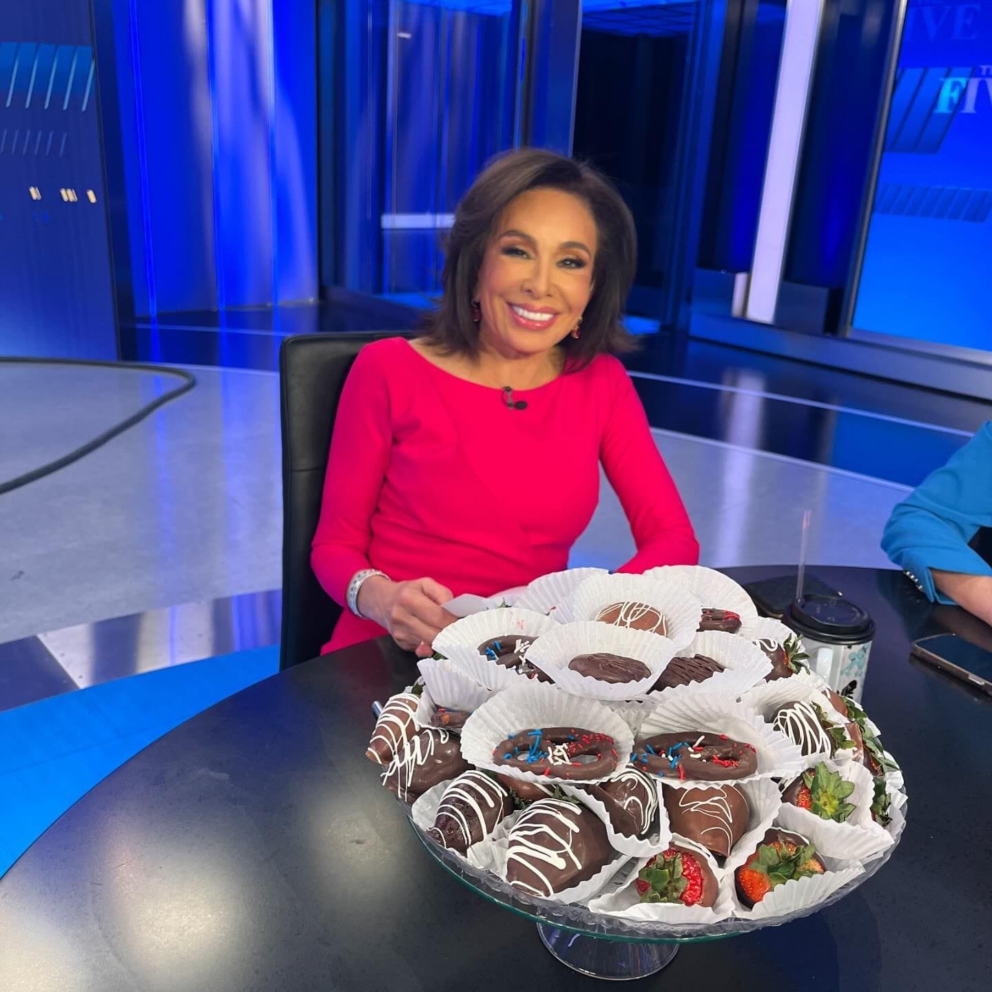 Jeanine Pirro Bio, Net Worth, Husband, and financial Record