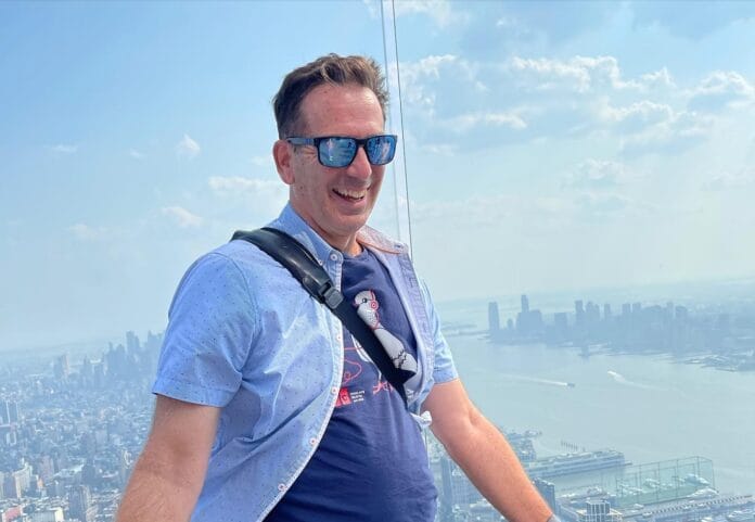 Who is Tony Berlin? Bio, Age, Height, Wife and Financial Records Who is Tony Berlin? Bio, Age, Height, Wife and Financial Records