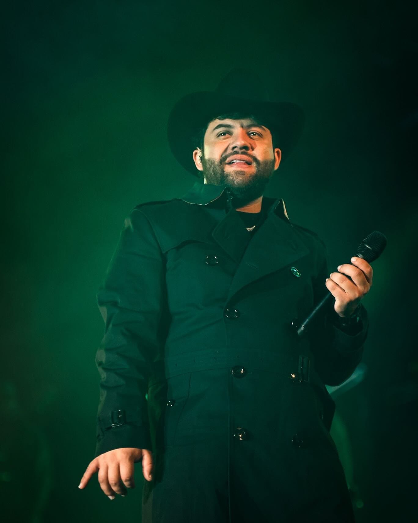  Luis R Conriquez Biography, Age, Height, Career and Achievements